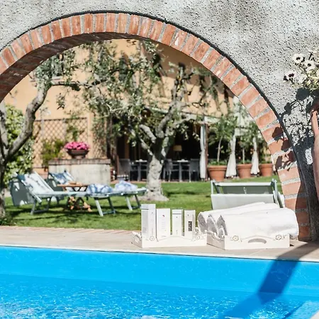 Giardino Della Pieve Relais- Adult Only Cascina